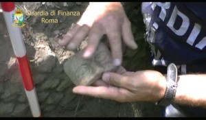 Nuovo sito archeologico a Lanuvio. Erano in corso scavi clandestini…