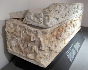 Sarcofago della mummia di grottarossa, con caccia al cervo di enea e didone, da via cassia loc. la giustiniana, 150-200 dc ca.
