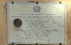 Palla di cannone sul fianco di sinistro di San Pietro in Montorio al Gianicolo (via Garibaldi)